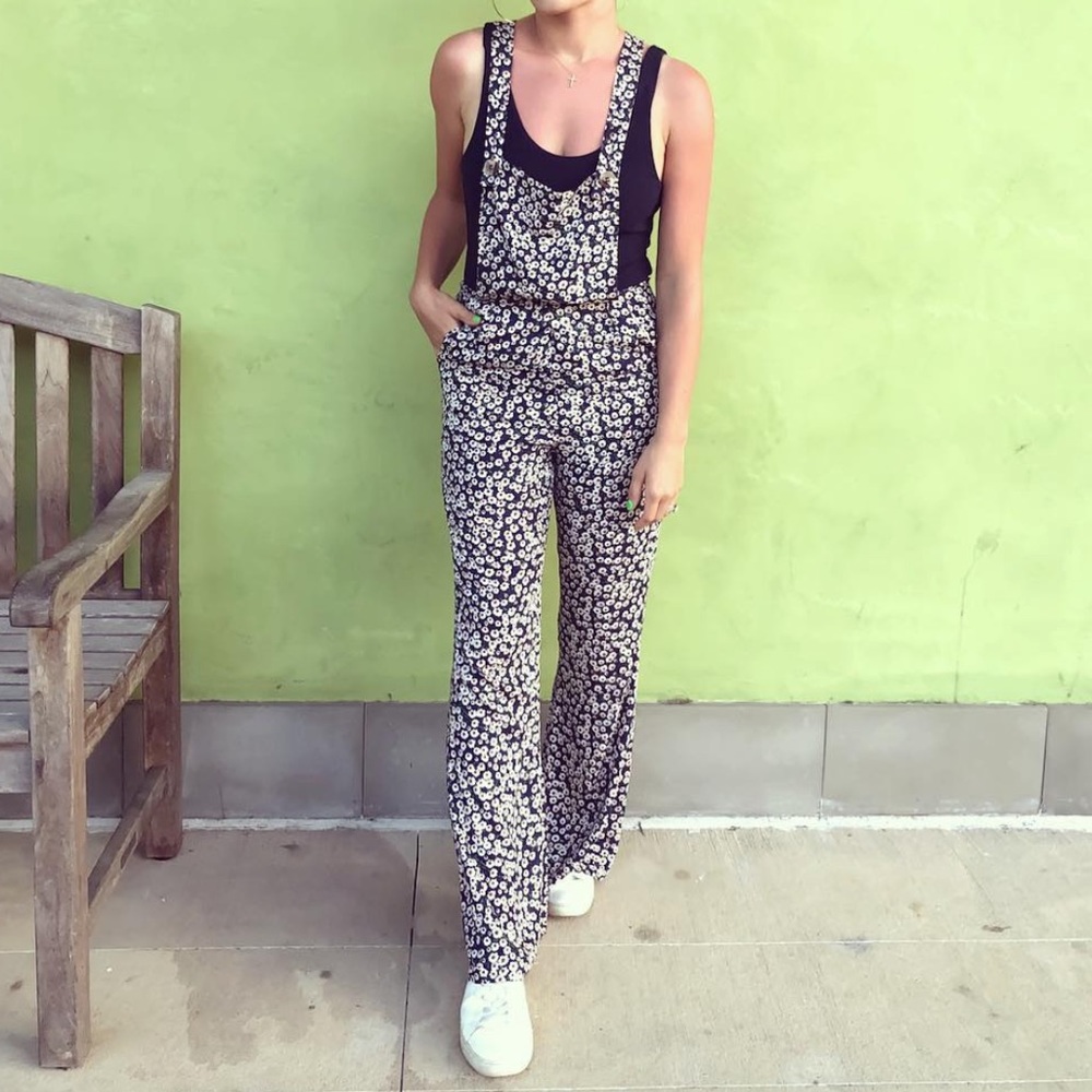 NWT Kittenish floral overall jumpsuit